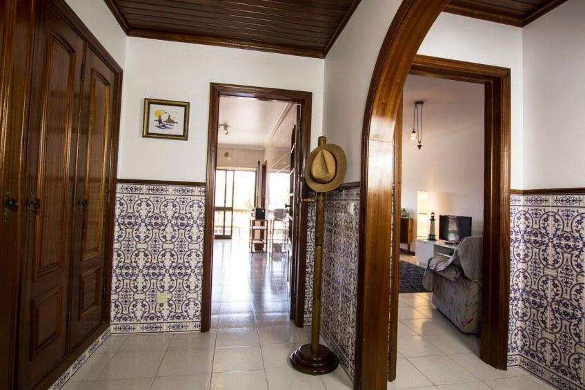 Haus der Scheinwerfer mit freier Garage - foto 17