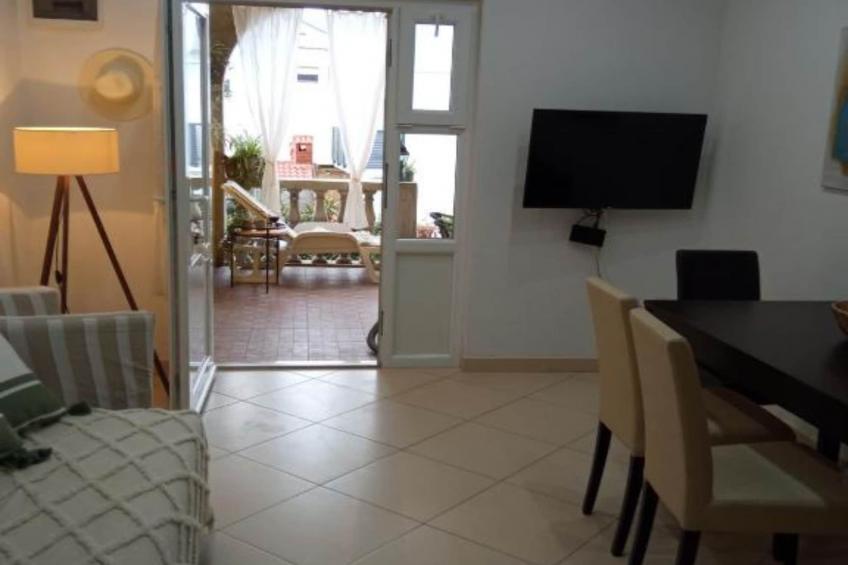 Cozy Vodice Garden Apartments With Terrace and BBQ - Standard one bedroom apartment (RED) - foto 4