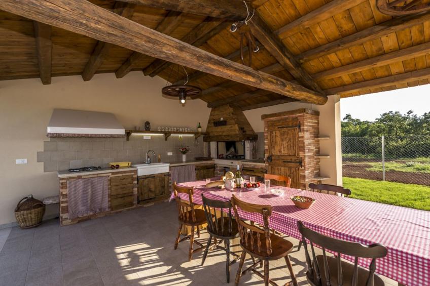 VILLA CON WELLNESS A 1 KM DAL MARE - foto 14