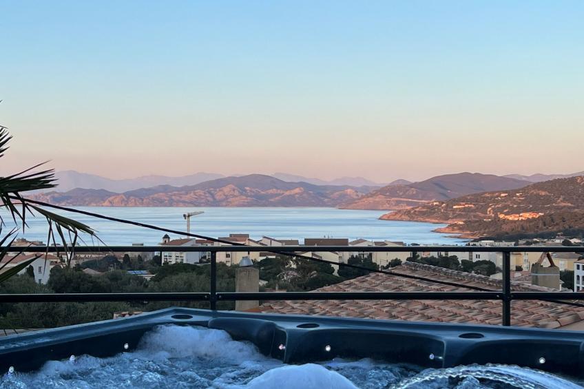 ISULA-RED_BEAUTIFUL_VIEW.