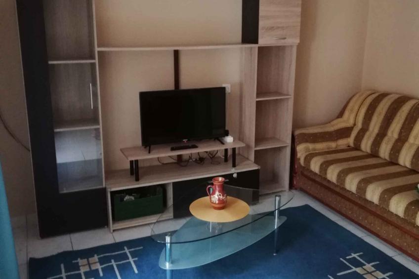 Holiday house with garden and garden shower - BF-TT65