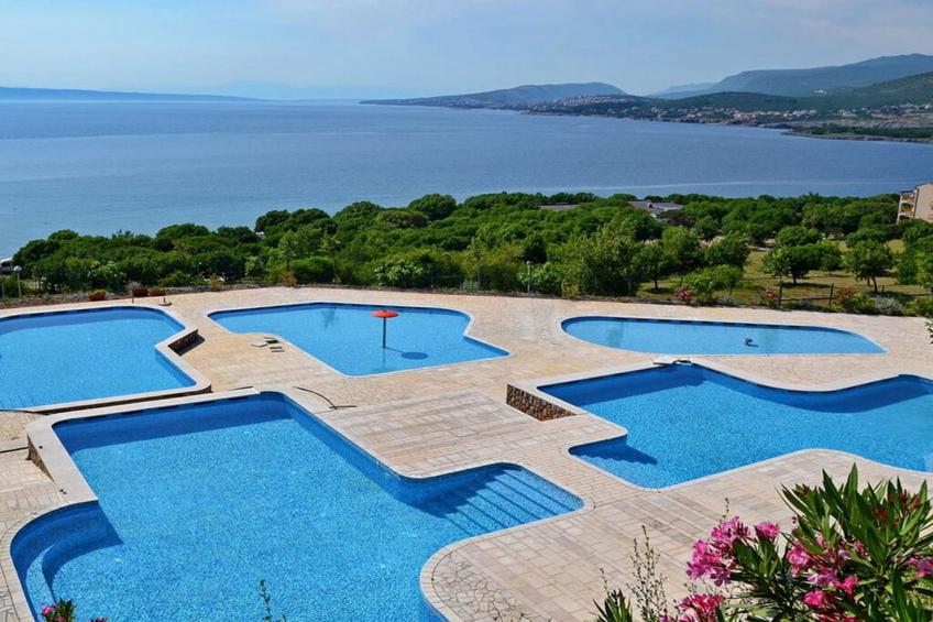 Seaside Deluxe Escape at Klenovica Camping - Two Bedroom Mobile Home with Hot-Tub  (owner 419) - foto 27