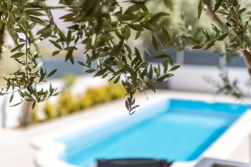 Geräumiges Ferienhaus mit Terrasse und Garten - foto 11