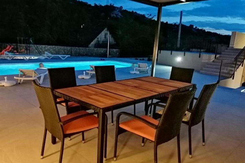 House Serenity with Pool - foto 18