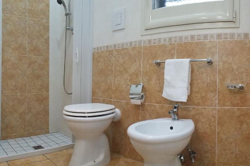 Erdgeschosswohnung für bis zu sechs Personen - foto 12