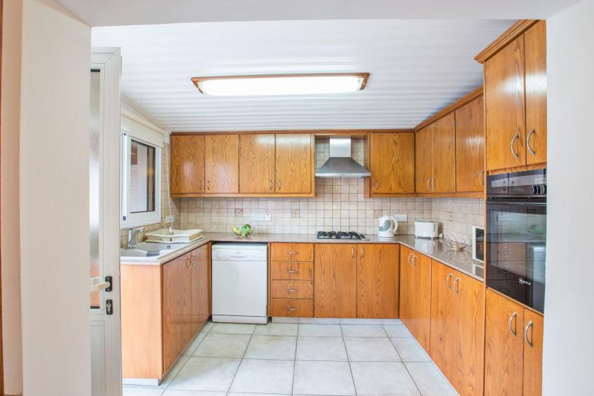 Geräumige Villa mit 3 Schlafzimmern und Pool in Protaras - foto 10