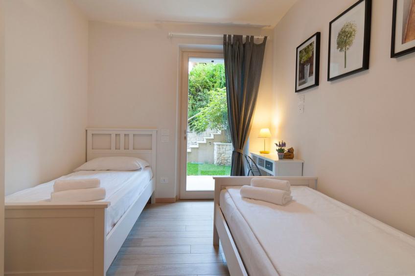 Flacher Sonnenuntergang - foto 15