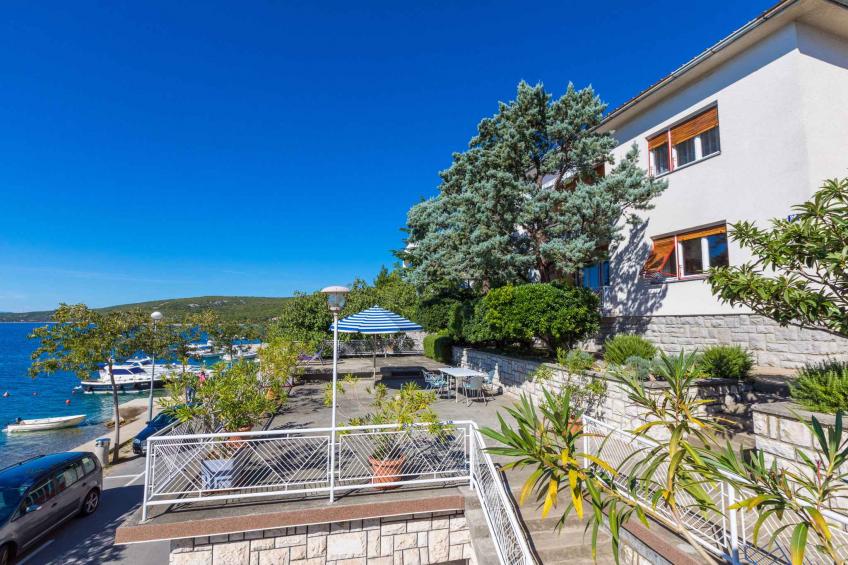 Holiday apartment in the first row to the sea, with sea view and satellite TV - BF-DMFX - foto 5
