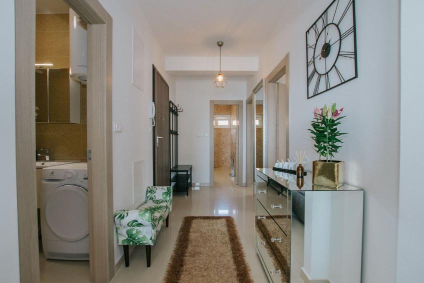 Scenic Sea View Apartment Trogir - Two Bedroom Apartment with Balcony and Sea View - foto 15