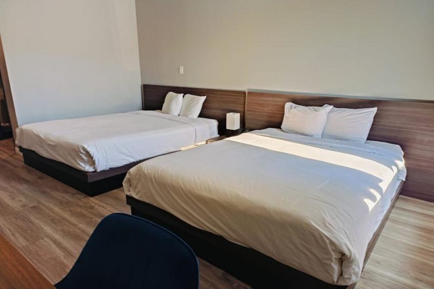 US_EER001_2 Queen Beds Non-Smoking - foto 7