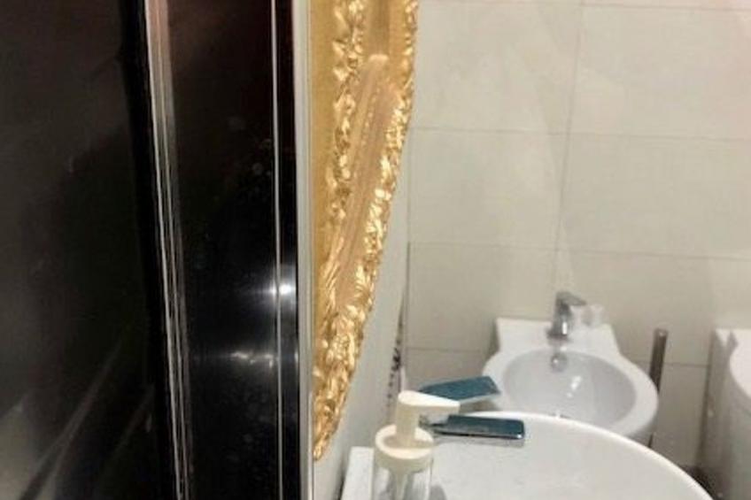 Große Duomo-Wohnung im historischen Zentrum - foto 8