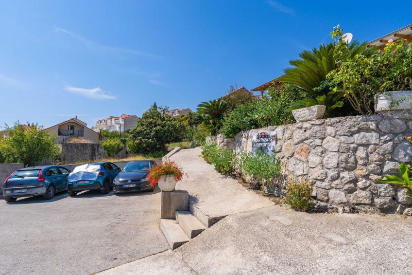 Apartments Djurkovic - Two-Bedroom Apartment with Shared Terrace and Sea View - foto 18