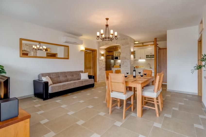 Ferienvilla "Lucian" mit Blick auf das Wasser - foto 17