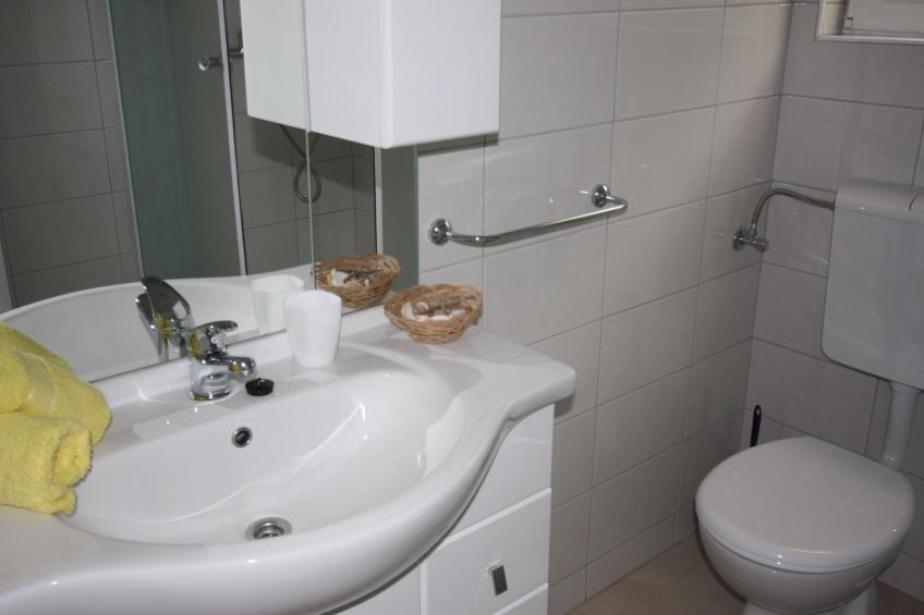 Appartement mit Blick auf das Wasser - foto 8