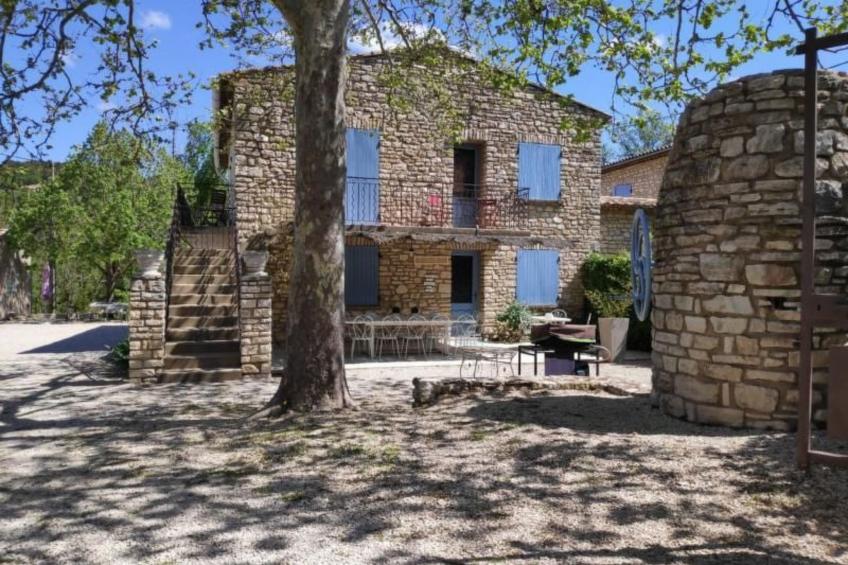 Schöne provenzalische Villa Les Carlets mit Pool - foto 17