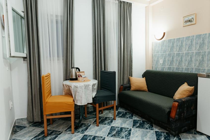 Apartments Dragobratović - Superior One Bedroom  Apartment with  Balcony and Side Sea View (Apartment 4)