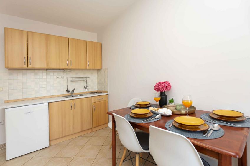 Vakantiewoning met balkon en zwembad - VW-56WCH - foto 14