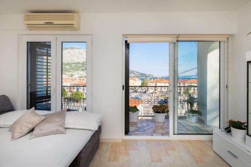 Omis River & Sea Escape - One Bedroom Apartment with Balcony and Sea View - foto 15