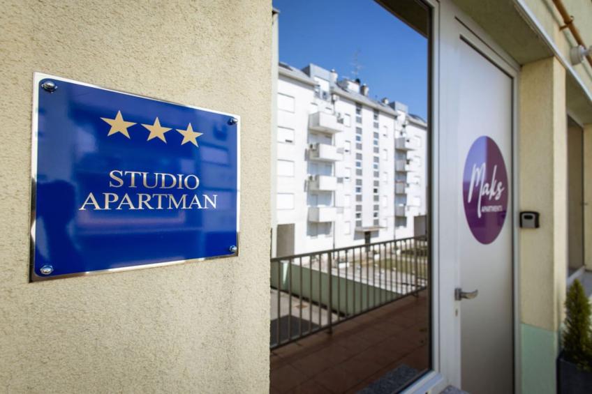 Stylish Apartments with Osijek Near Top Attractions - Standard Studio Apartment  - Maks 3 - foto 59