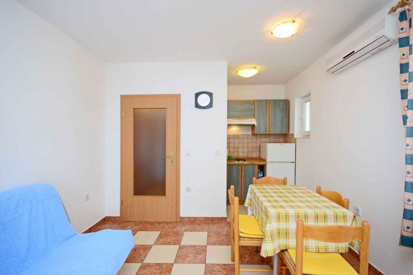 Holiday apartment with barbecue facilities and terrace - BF-D49M2 - foto 12