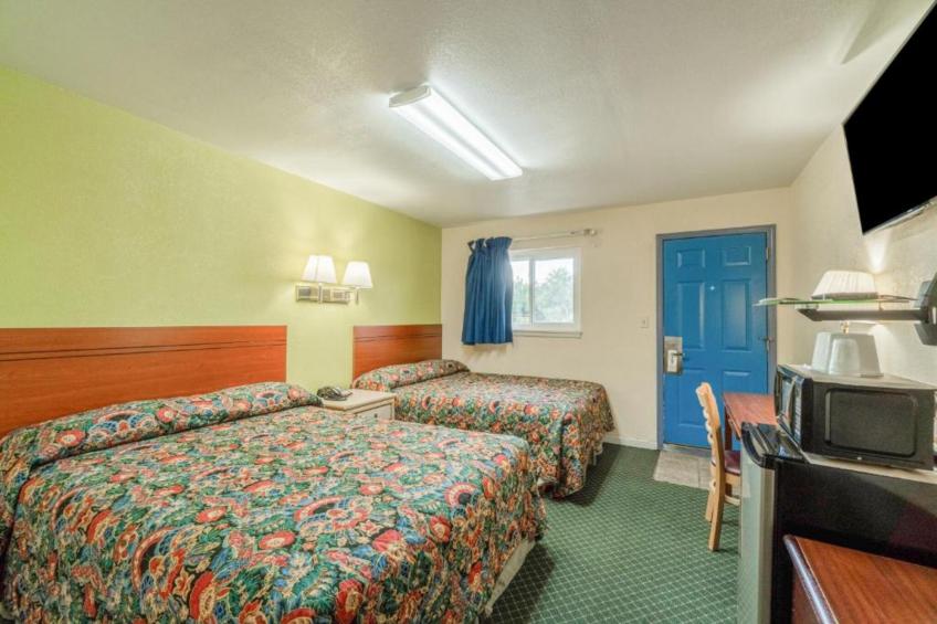 2 Queen Beds Non-Smoking - foto 6