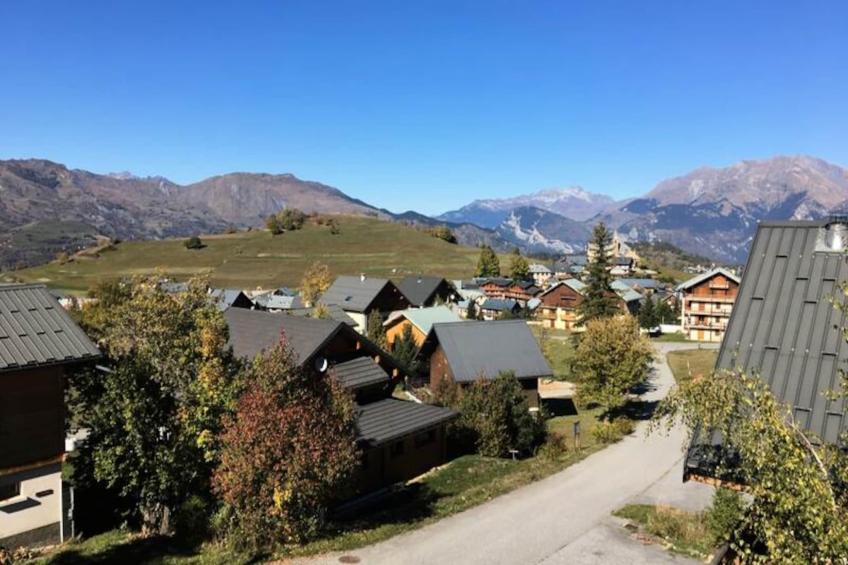 Grand Chalet Avec Terrasse, Vue Montagne Et Espace Nature - foto 13