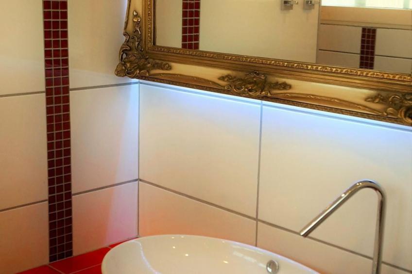 Idyllisches Reetdachhaus mit großem Garten - foto 14