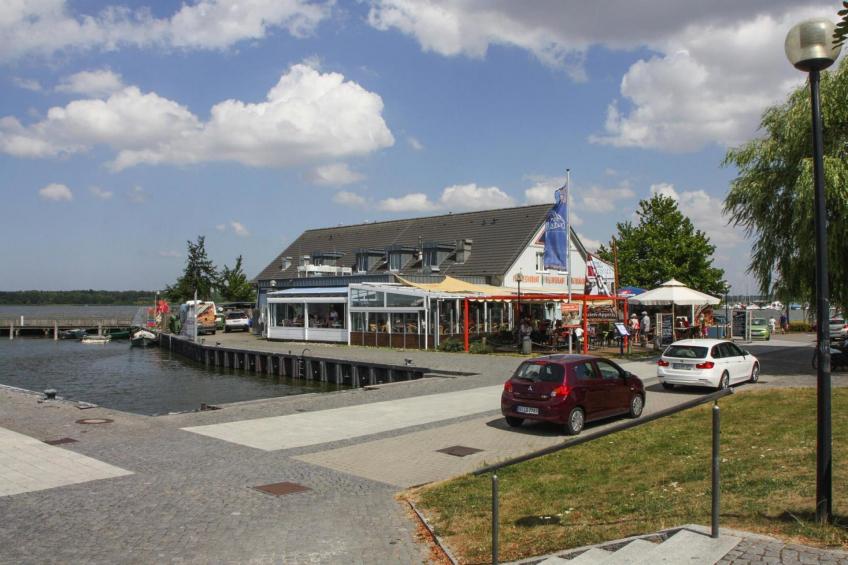 Woonboot Floating House Leni, Ribnitz-Damgarten