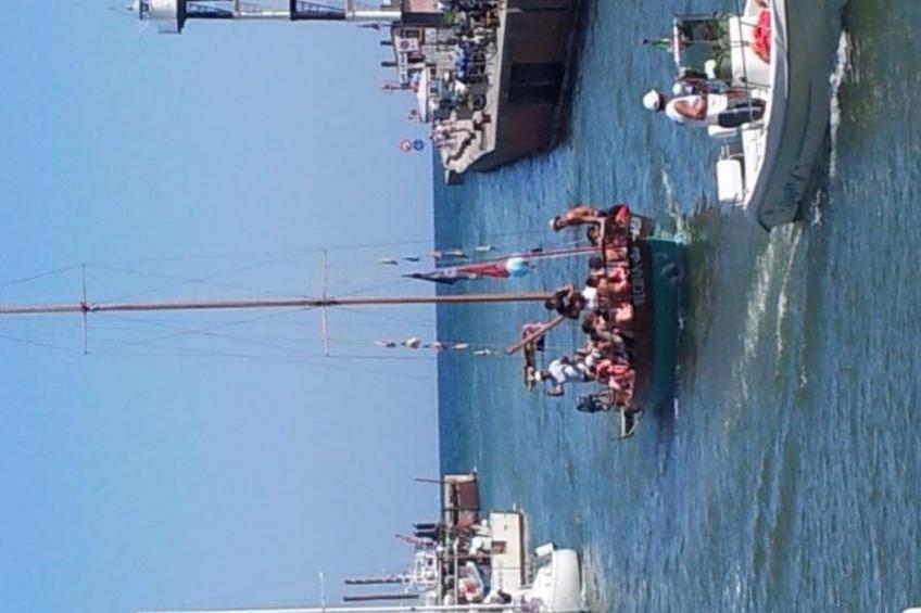 Zwei-Zimmer-Wohnung mit Panoramablick - foto 2