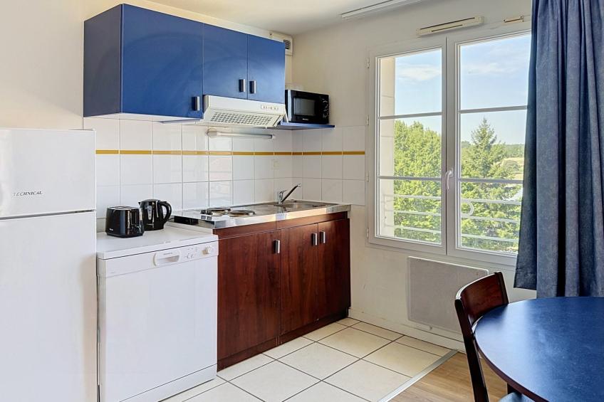 Appart'Hotel La Roche-Posay 2-Bedroom Apartment - 6 people - foto 23