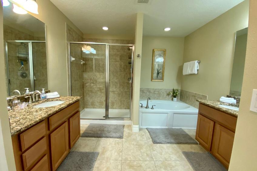 Aktualisiertes Haus mit 4 Schlafzimmern und viel Wohnraum - foto 25