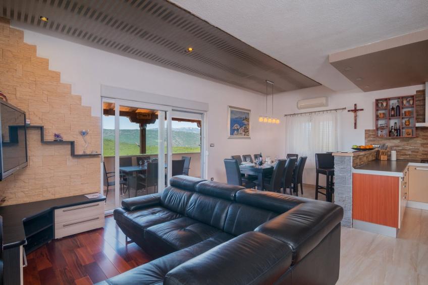 Five-Bedroom Home - foto 17