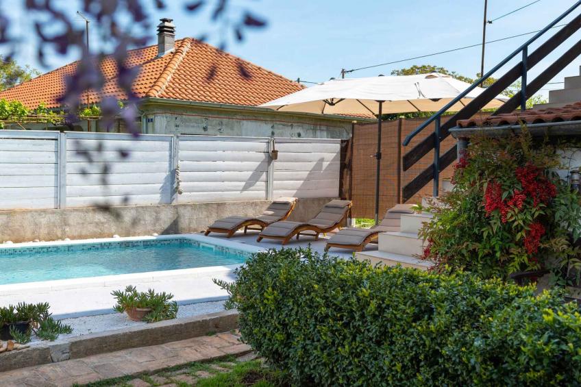 Vakantiewoning met airconditioning en zwembad - BF-C59XJ - foto 17