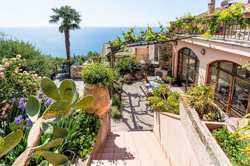 Casa Falco (FLG136)