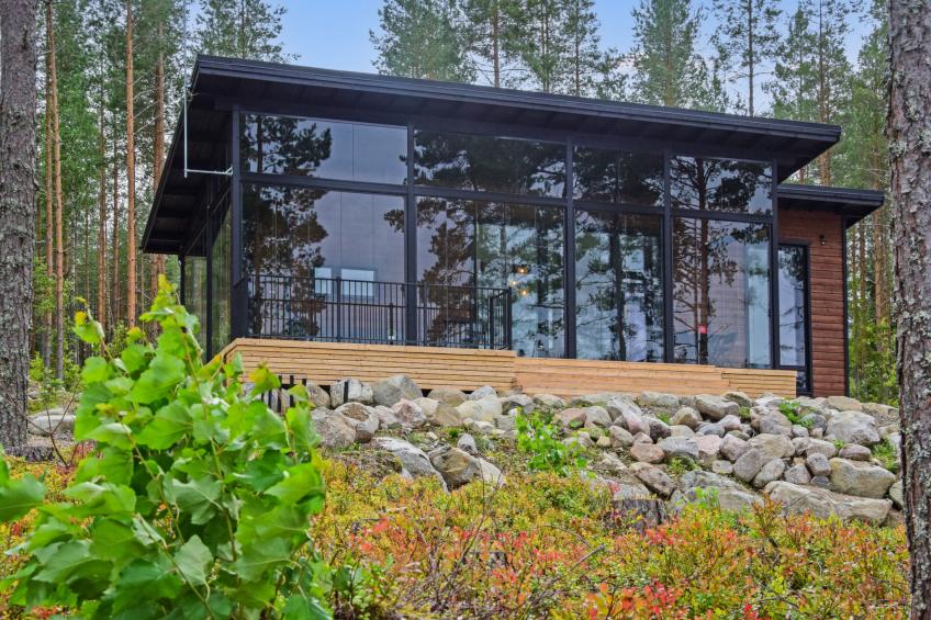 Jäkälänkallion ranta