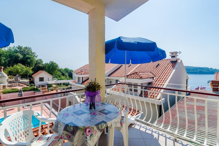 Apartments Rašica Molunat - Studio Apartment with Terrace and Sea View (Apartment 16) - foto 9