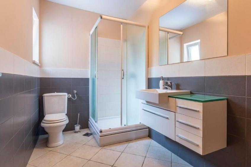 Charmantes Ferienhaus in Medići mit Privatem Pool - foto 13