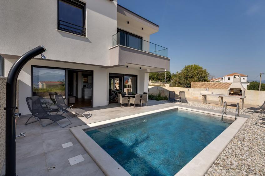 Villa "Rosemary" mit Pool und Panoramablick auf das Meer - foto 7