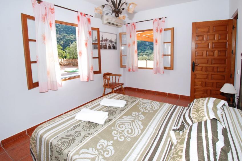 Villa Los Pinos, Beheizter Pool, Wifi, AC, BBQ - foto 8