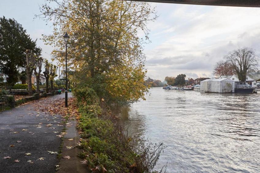 Classic Double River view Staines ex Mercure - foto 15