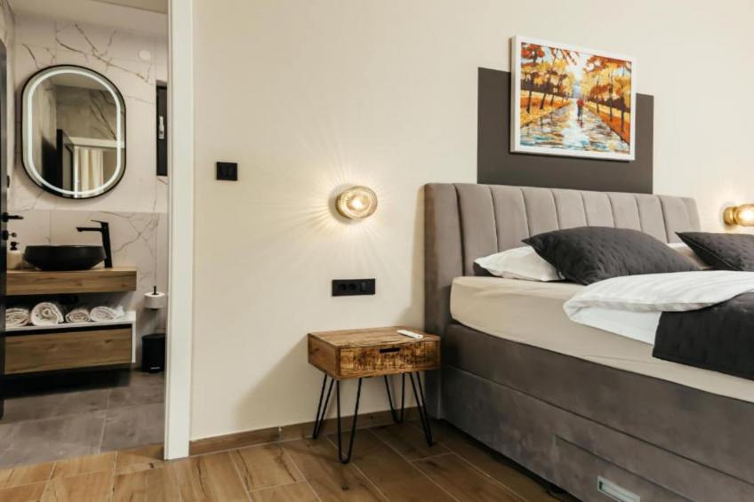 Luxury Villa Lara with Heated Pool, Hot-Tub and Sauna - Six Bedroom Villa with Pool - foto 19