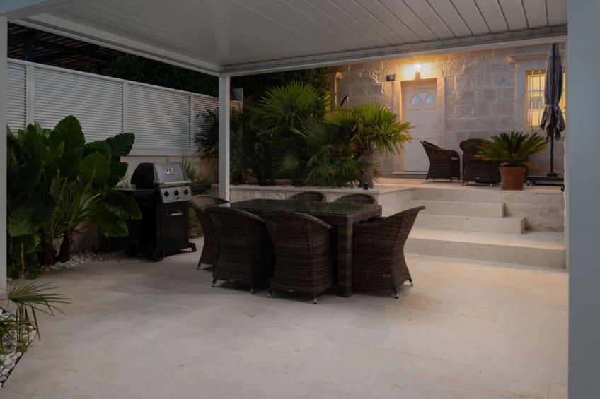 Suartini Viganj mit einem Pool - foto 23