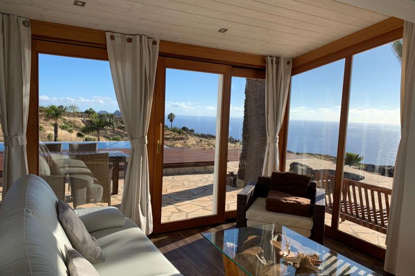 Romantische Ferienvilla mit Infinity-Pool und Panoramameerblick - foto 19