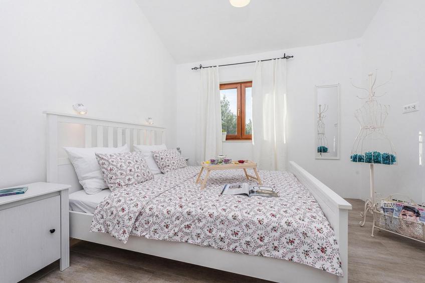 Villa, Rovanjska bei Starigrad-Paklenica|Villa, SD-93 FH, ca. 185 qm, für 10 Pers. - foto 9