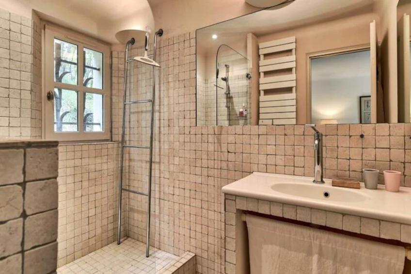 "le Mas Des Oliviers: Esprit Provençal Authentique" - foto 21