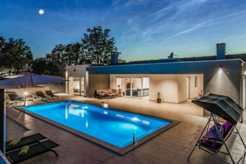 Villa Sanivaro mit beheiztem Pool und Whirlpool - foto 2