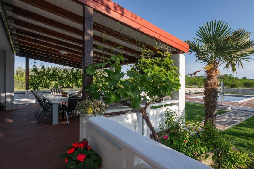 Three-Bedroom House - foto 21