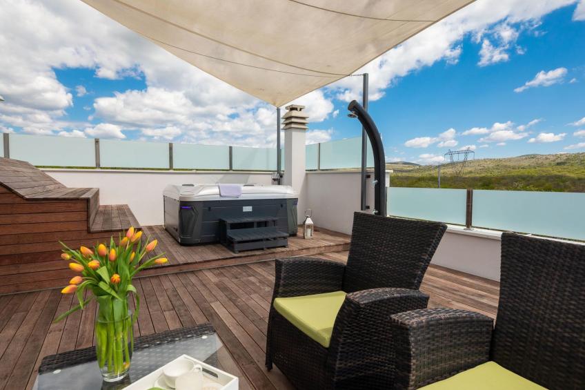 in Dugopolje mit Beheiztem Pool - foto 47