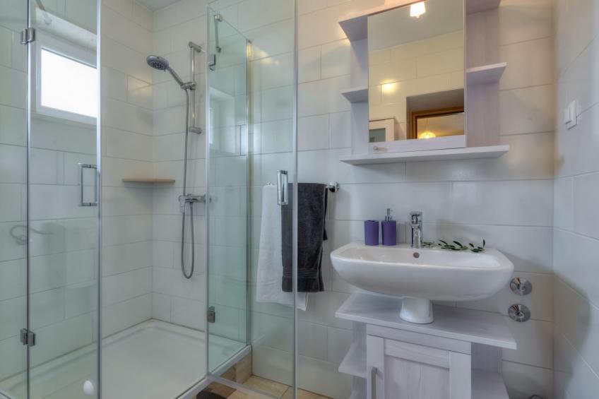 Ferienvilla "Lucian" mit Blick auf das Wasser - foto 27