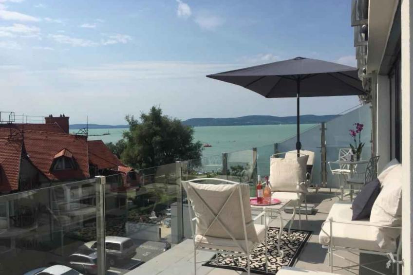 Ferienwohnung mit eigener Strand und Seeblick - BF-YBZXR
